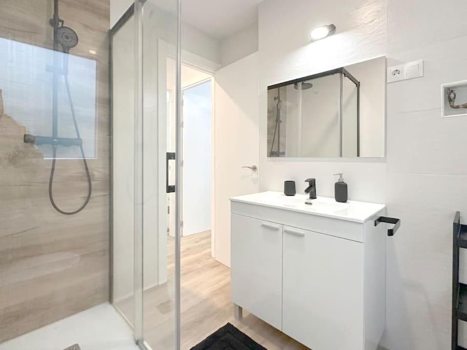 Apartamento Reformado En Santona Bagian luar foto