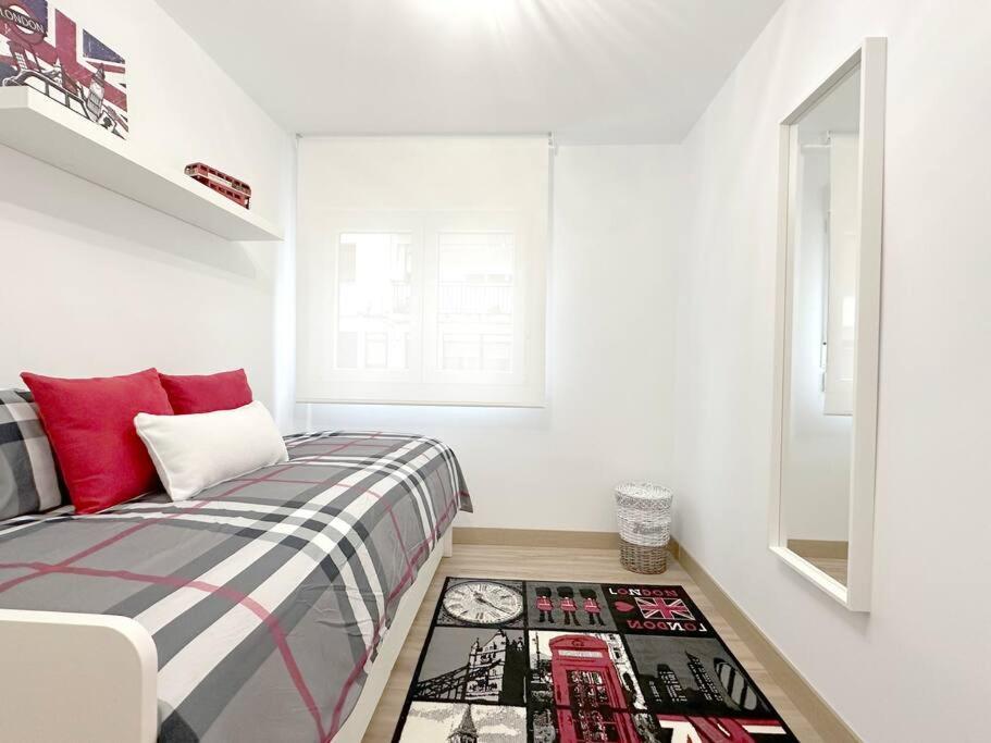Apartamento Reformado En Santona Bagian luar foto