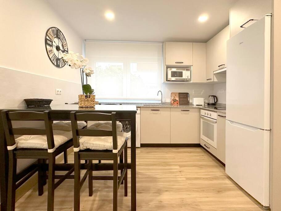 Apartamento Reformado En Santona Bagian luar foto