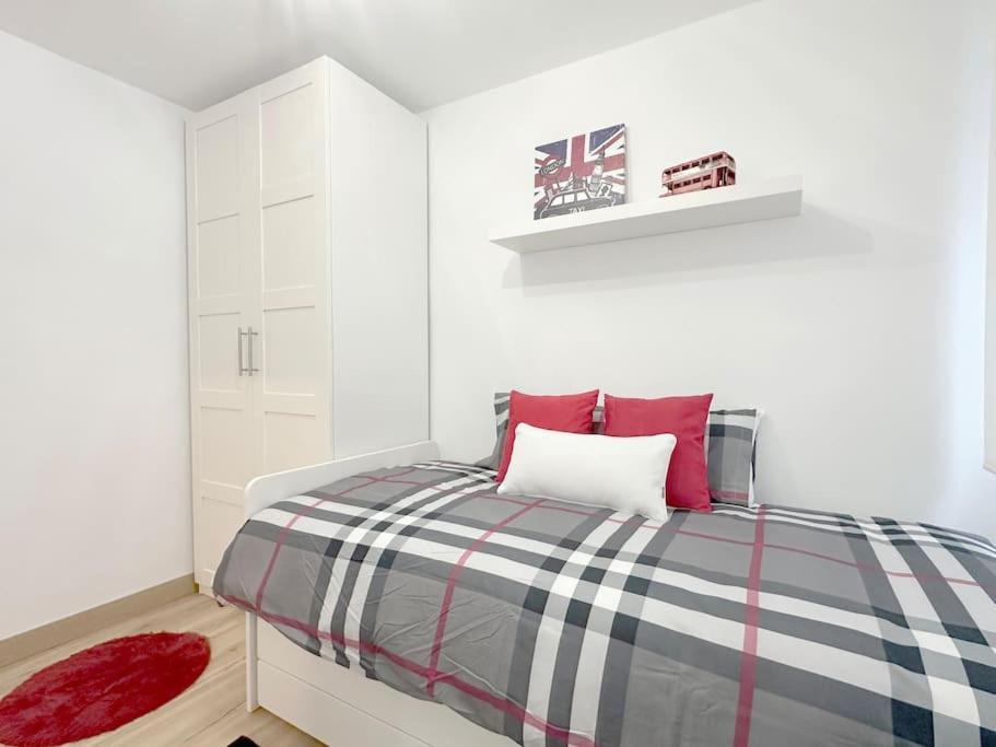 Apartamento Reformado En Santona Bagian luar foto