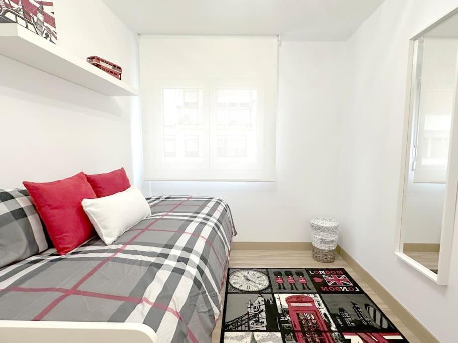 Apartamento Reformado En Santona Bagian luar foto